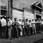 Men lined up, dockworkers, NYC, 1947